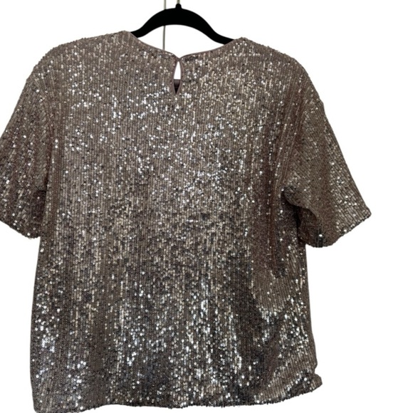 NWT H&M Rosegold Sequin Top Size Small (S) - Picture 4 of 9